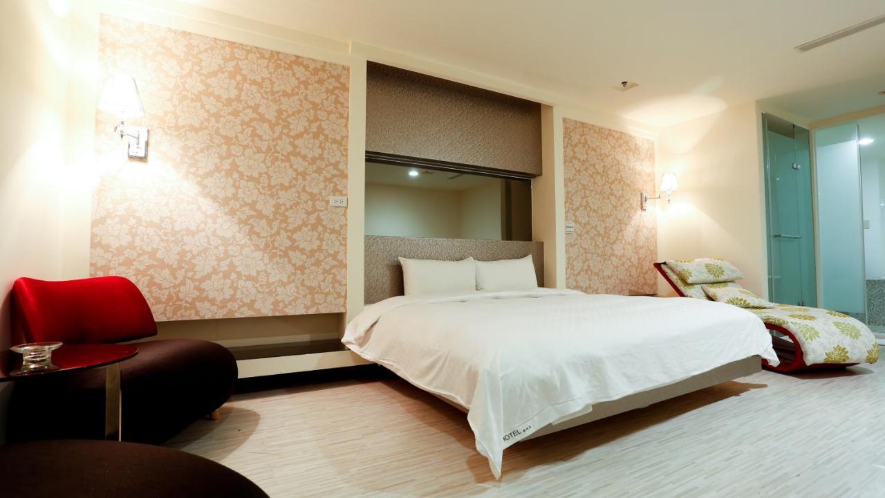 Walker Hotel - Zhengyi Taipei Room photo