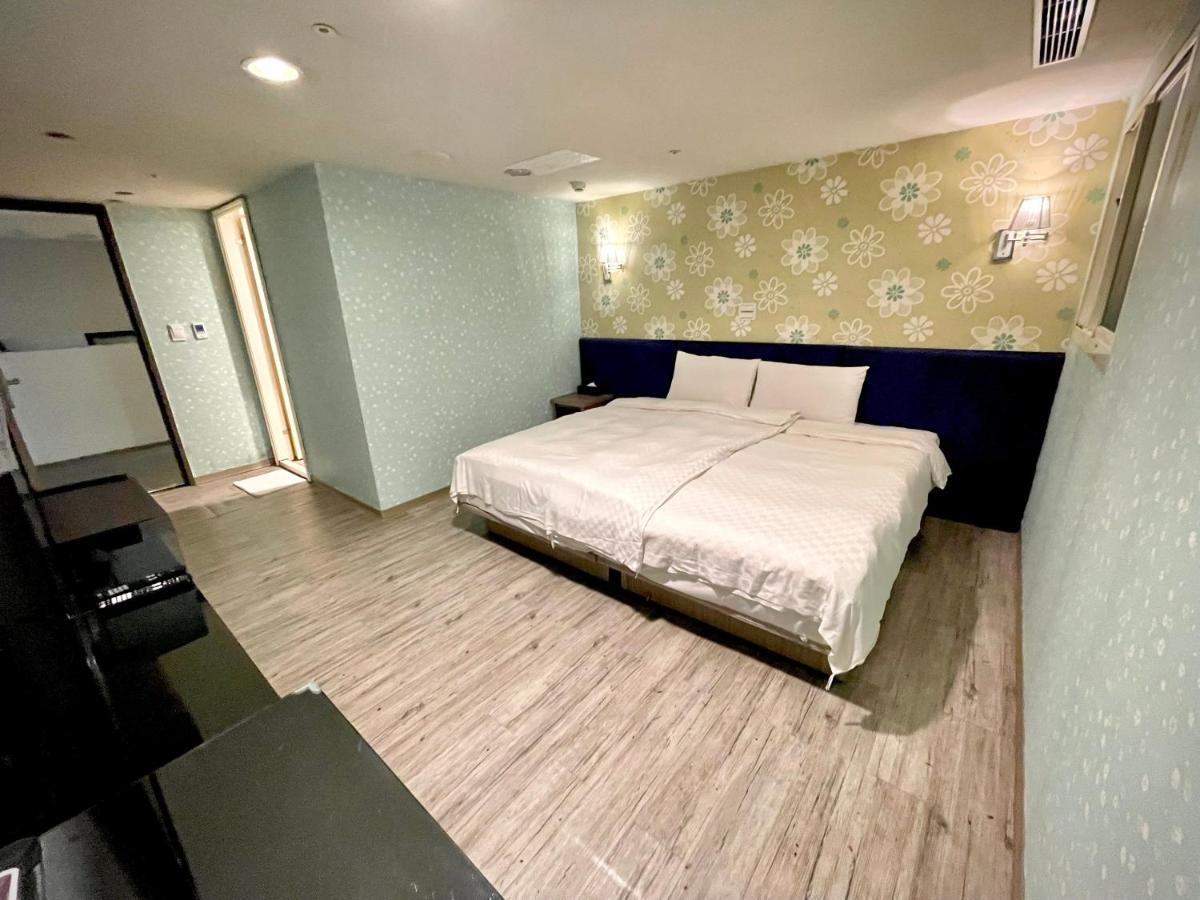 Walker Hotel - Zhengyi Taipei Exterior photo