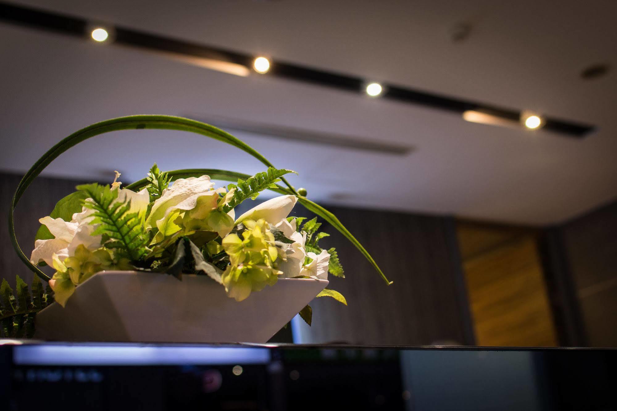 Walker Hotel - Zhengyi Taipei Exterior photo