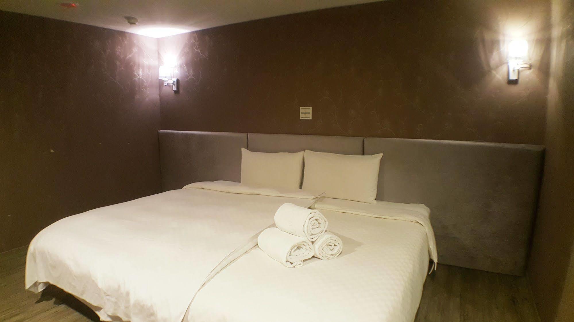 Walker Hotel - Zhengyi Taipei Exterior photo