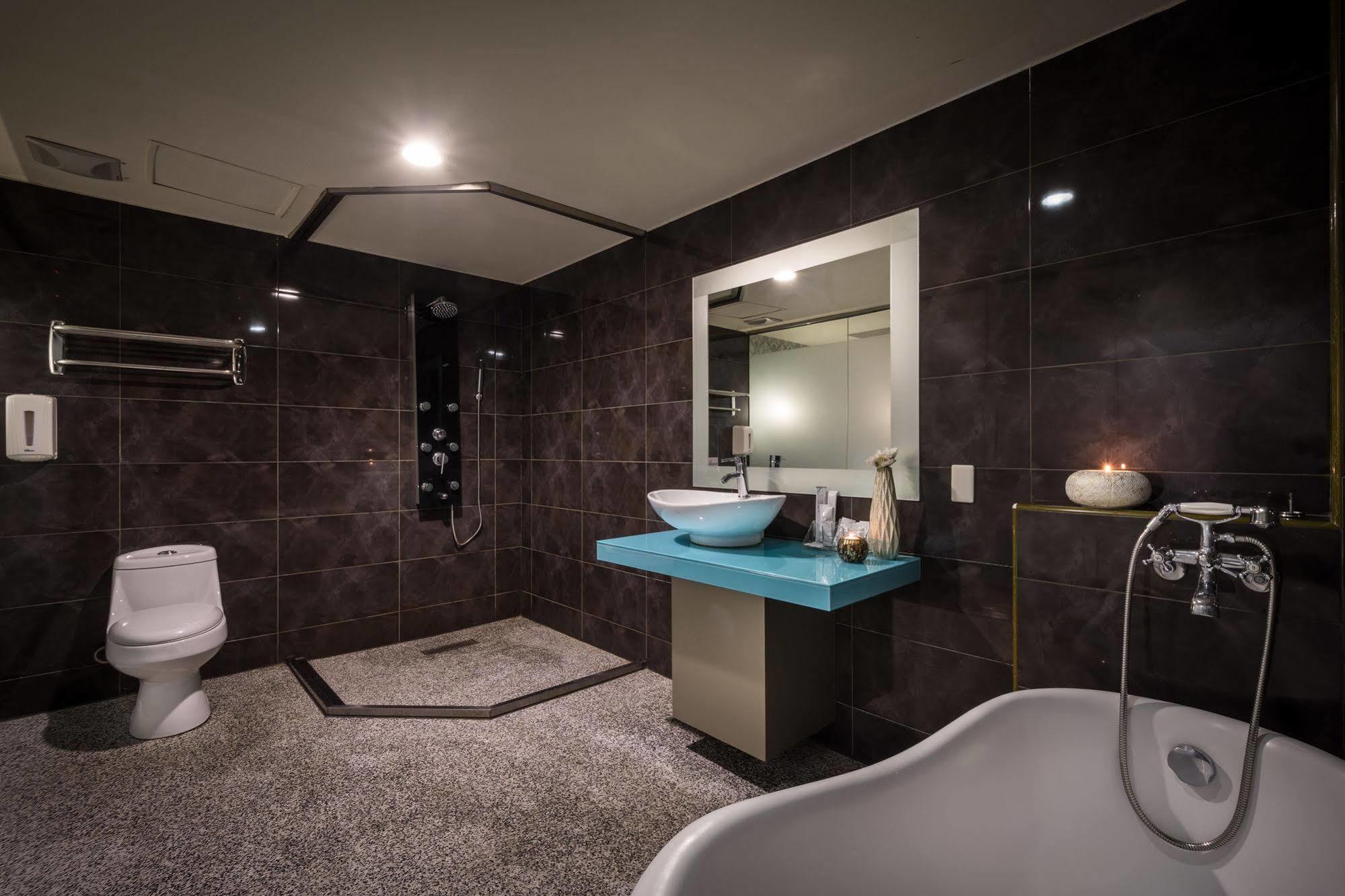 Walker Hotel - Zhengyi Taipei Exterior photo